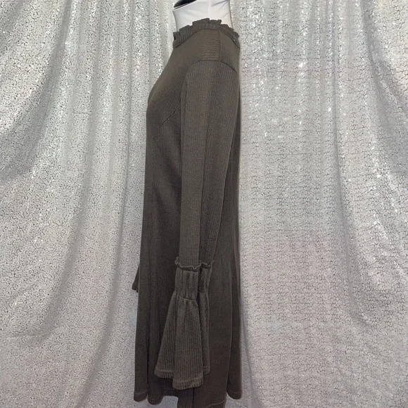 Bell Sleeve Sweater Dress - Picture 3 of 7